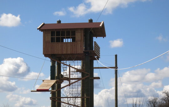 Hütte im Hochseilgarten Volkersberg